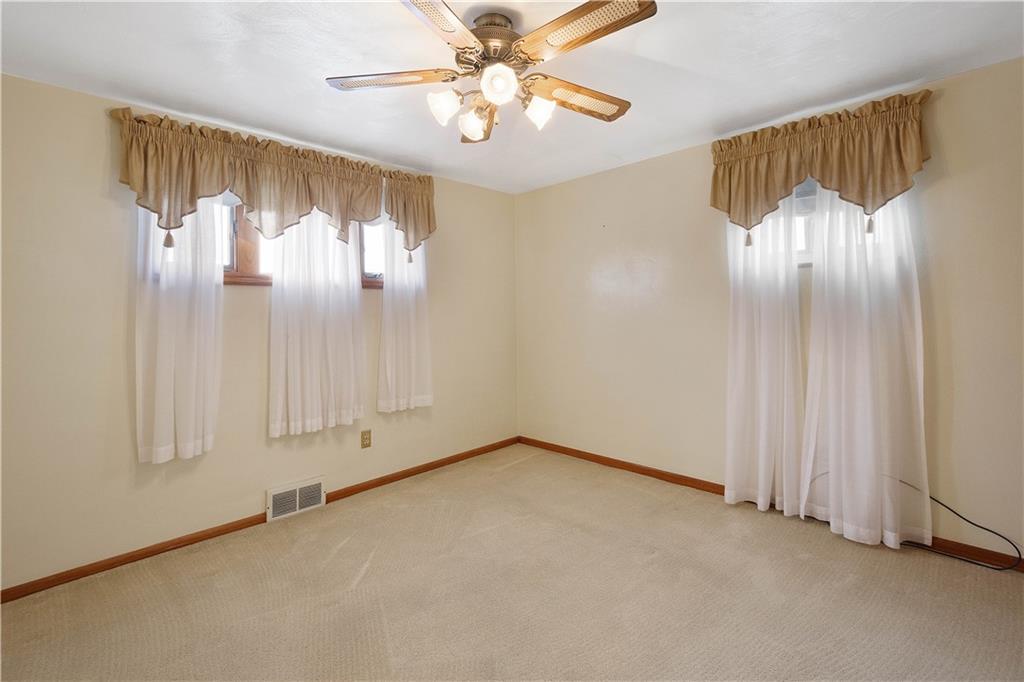 5260 Blossom Road Pittsburgh, PA 15236 - Photo 12 of 30 Gallery Image 12
