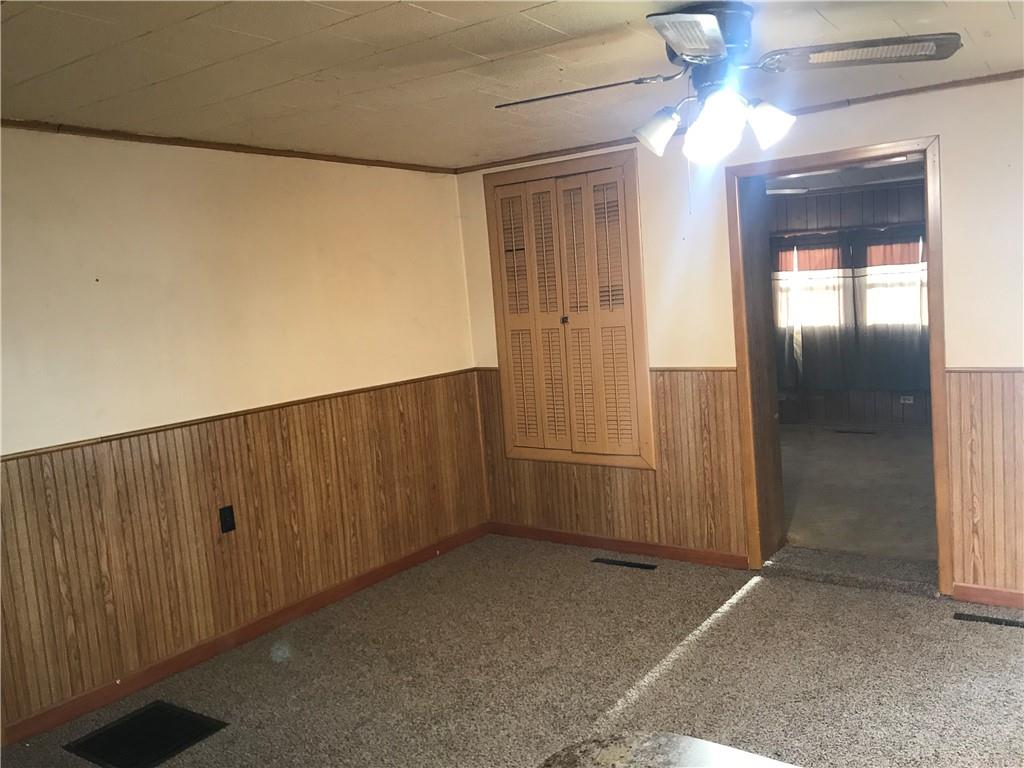 16306 Turnpike Road Hagerstown, IN 47346 - Photo 5 of 8