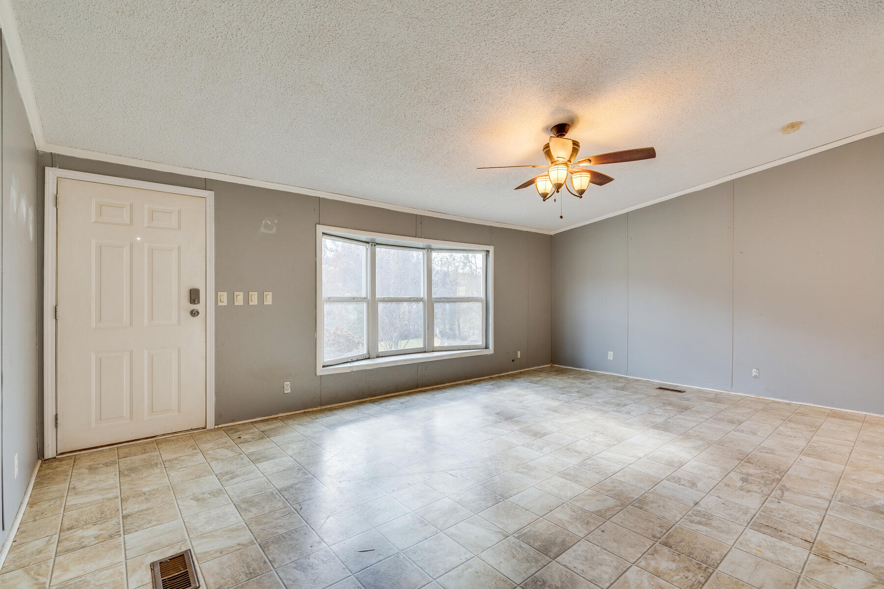 114 Hicks Road Jonesborough, TN 37659 - Photo 5 of 37 002