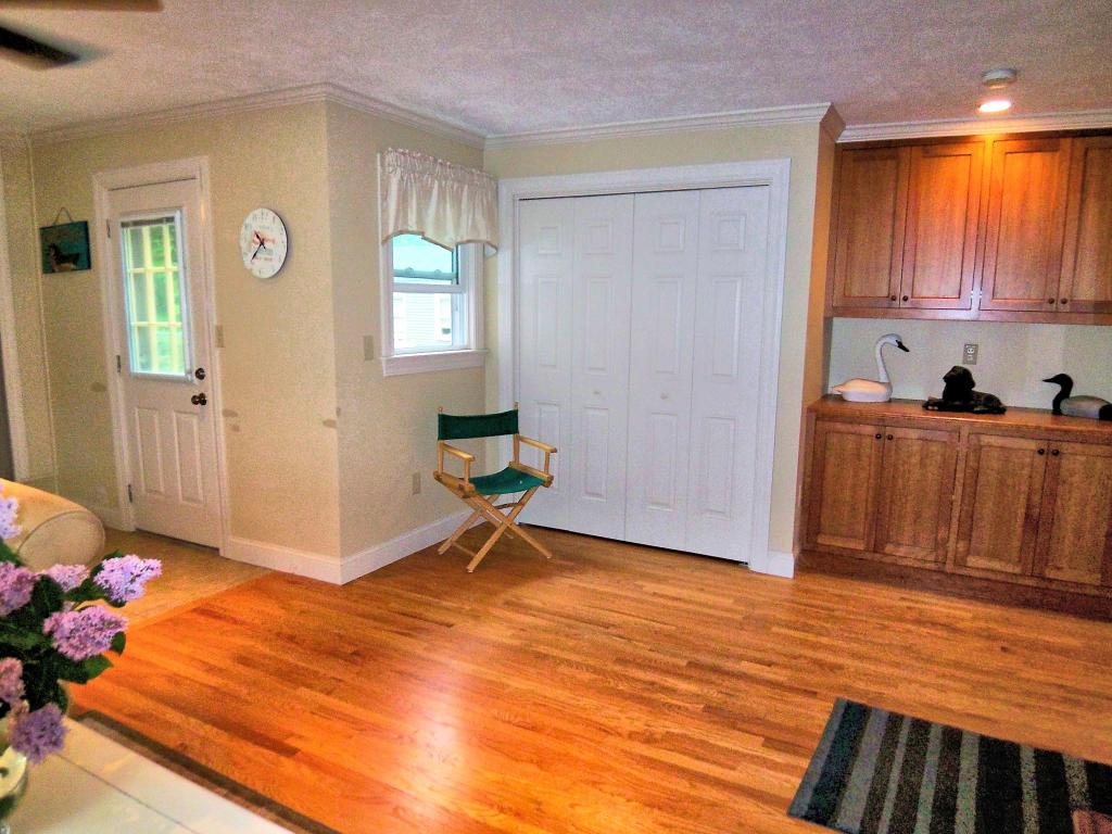 4 Smith Avenue Exeter, NH 03833 - Photo 9 of 22