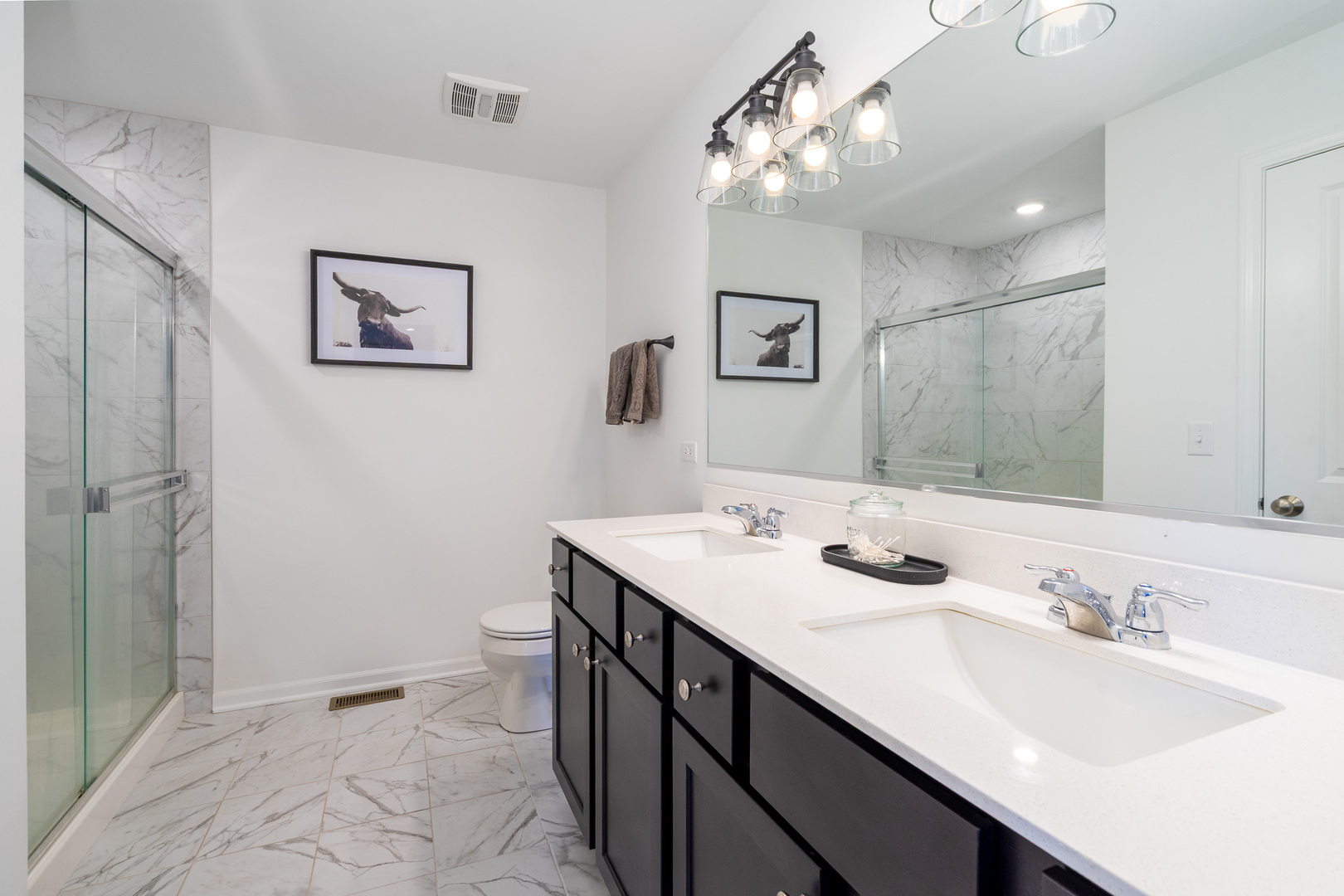 16316 Wheatgrass Street Lockport, IL 60441 - Photo 17 of 37 a bathroom with a sink and a mirror