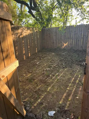 $1,500 | 500 Renee Drive, Irving, TX 75061