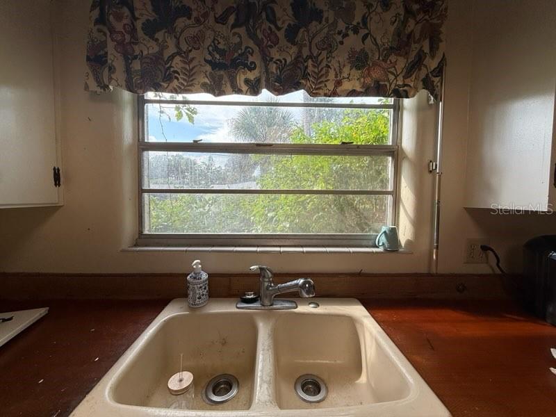 5018 Riverside Drive Port Orange, FL 32127 - Photo 12 of 27