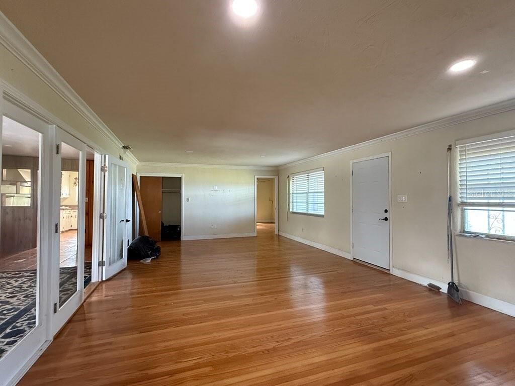 5018 Riverside Drive Port Orange, FL 32127 - Photo 4 of 27