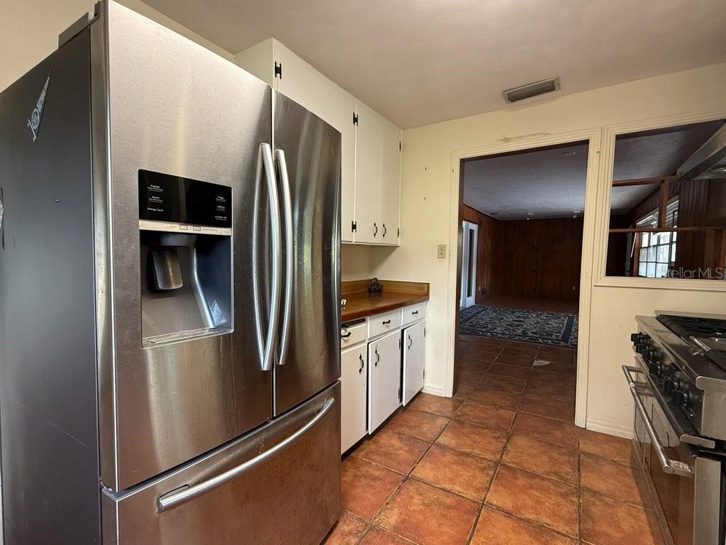 5018 Riverside Drive Port Orange, FL 32127 - Photo 10 of 27