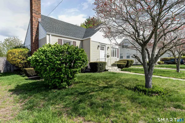 $450,000 | 520 Goldenrod Avenue, Bridgeport, CT 06606