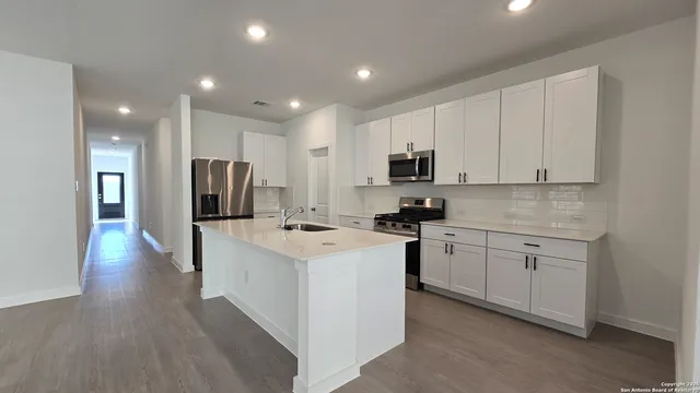 $2,050 | 4062 Rock Mill, San Antonio, TX 78245