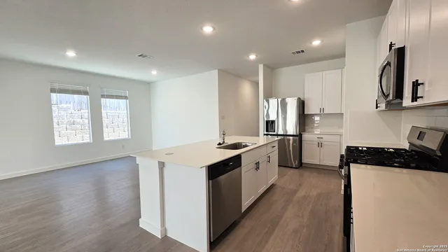 $2,050 | 4062 Rock Mill, San Antonio, TX 78245