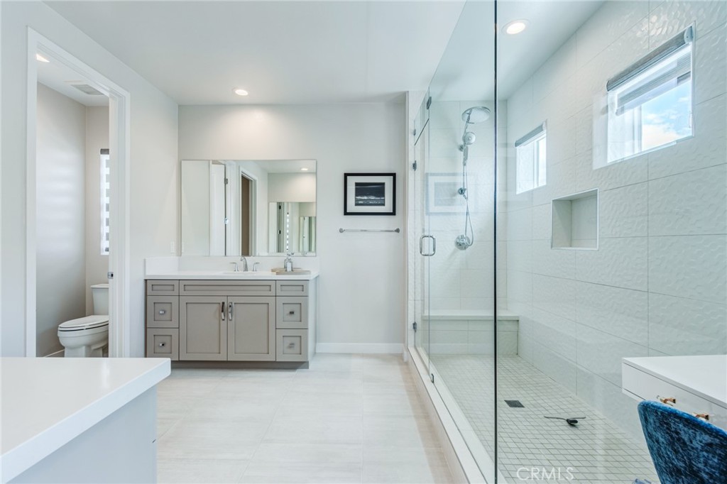 260 Holliston Lake Forest, CA 92630 - Photo 40 of 63