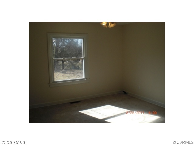 2088 Broad St Road Maidens, VA 23102 - Photo 8 of 9