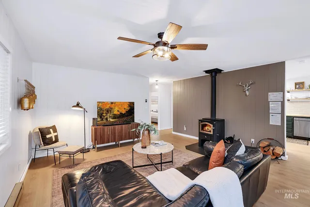 $599,900 | 285 Rio Vista Boulevard, McCall, ID 83638