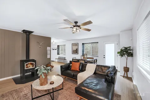 $599,900 | 285 Rio Vista Boulevard, McCall, ID 83638