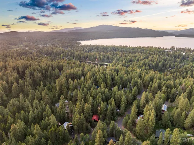 $599,900 | 285 Rio Vista Boulevard, McCall, ID 83638