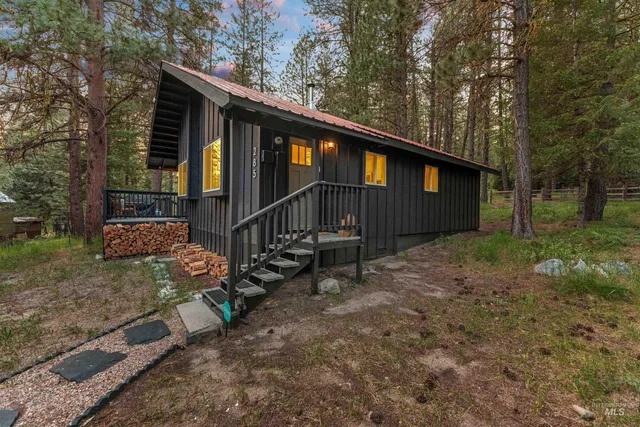 $599,900 | 285 Rio Vista Boulevard, McCall, ID 83638