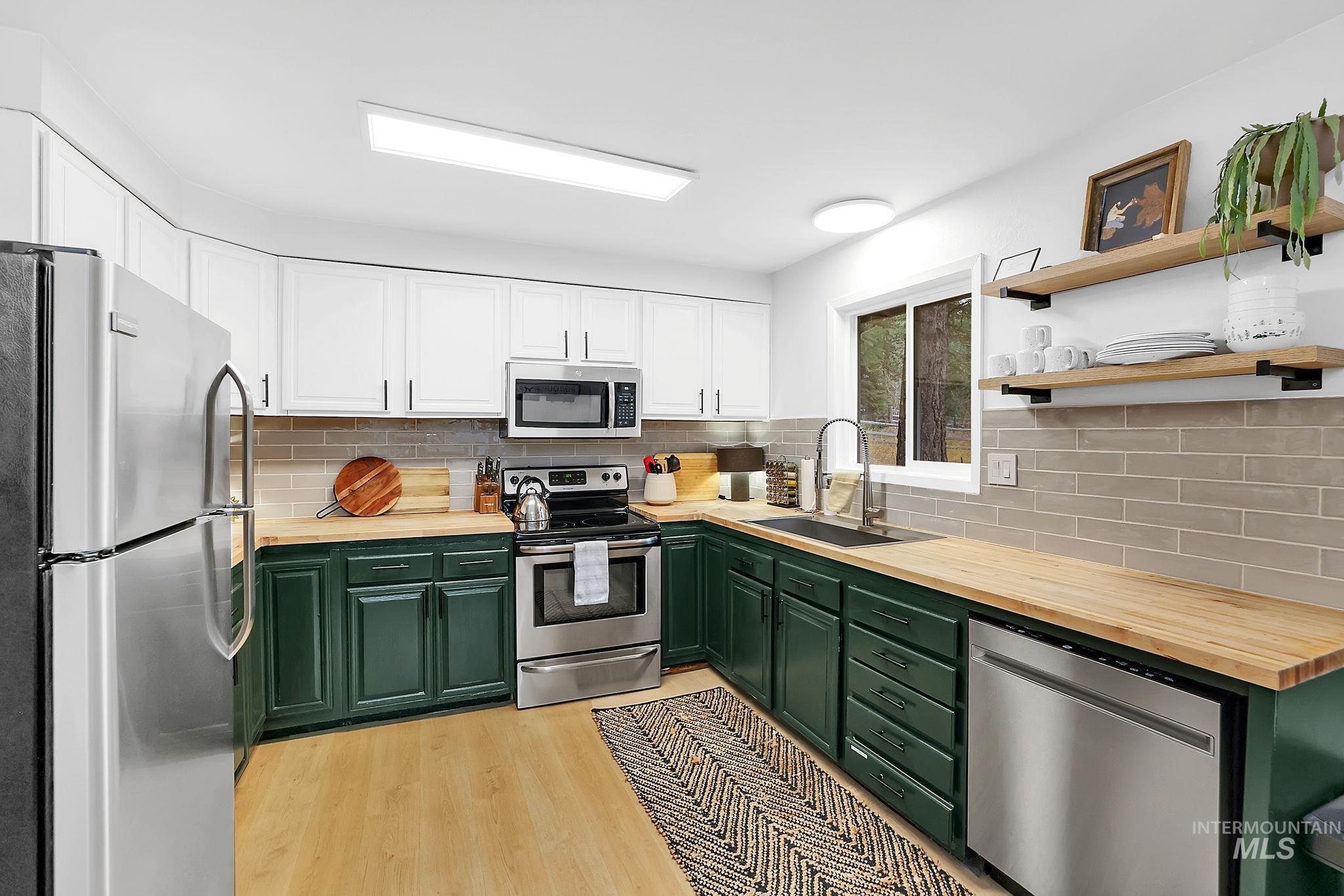 285 Rio Vista Boulevard McCall, ID 83638 - Photo 8 of 50