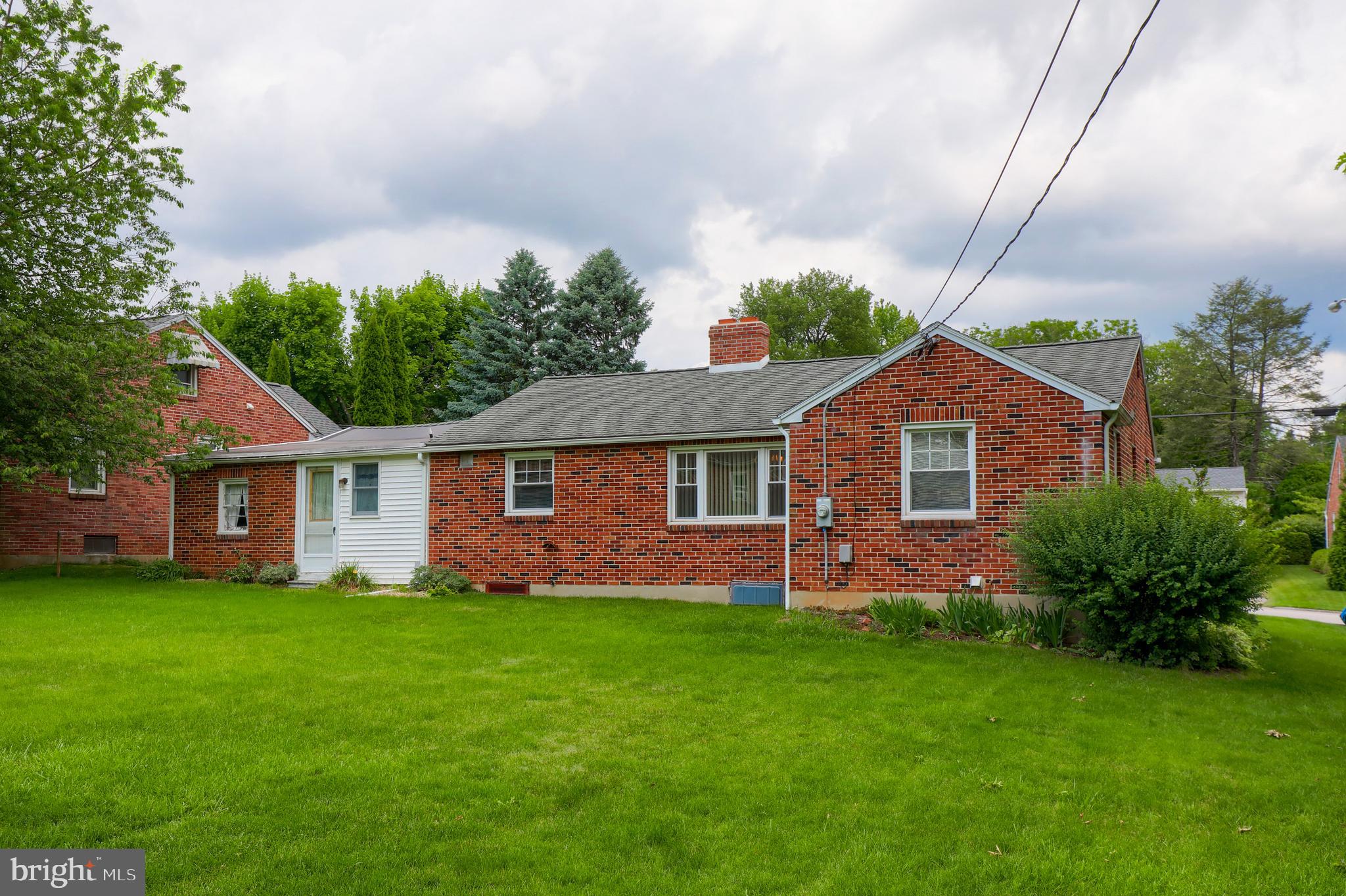 1162 Southern Road York, PA 17403 - Photo 7 of 32 Gallery Image 7