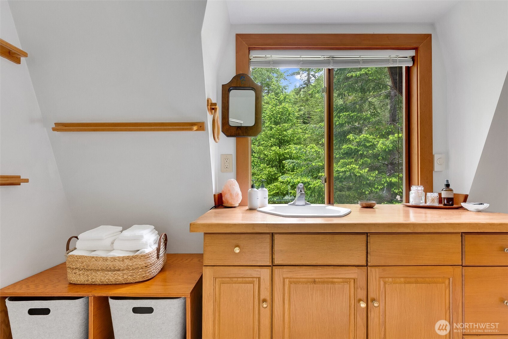 61551 Cascade River Road Marblemount, WA 98267 - Photo 20 of 40