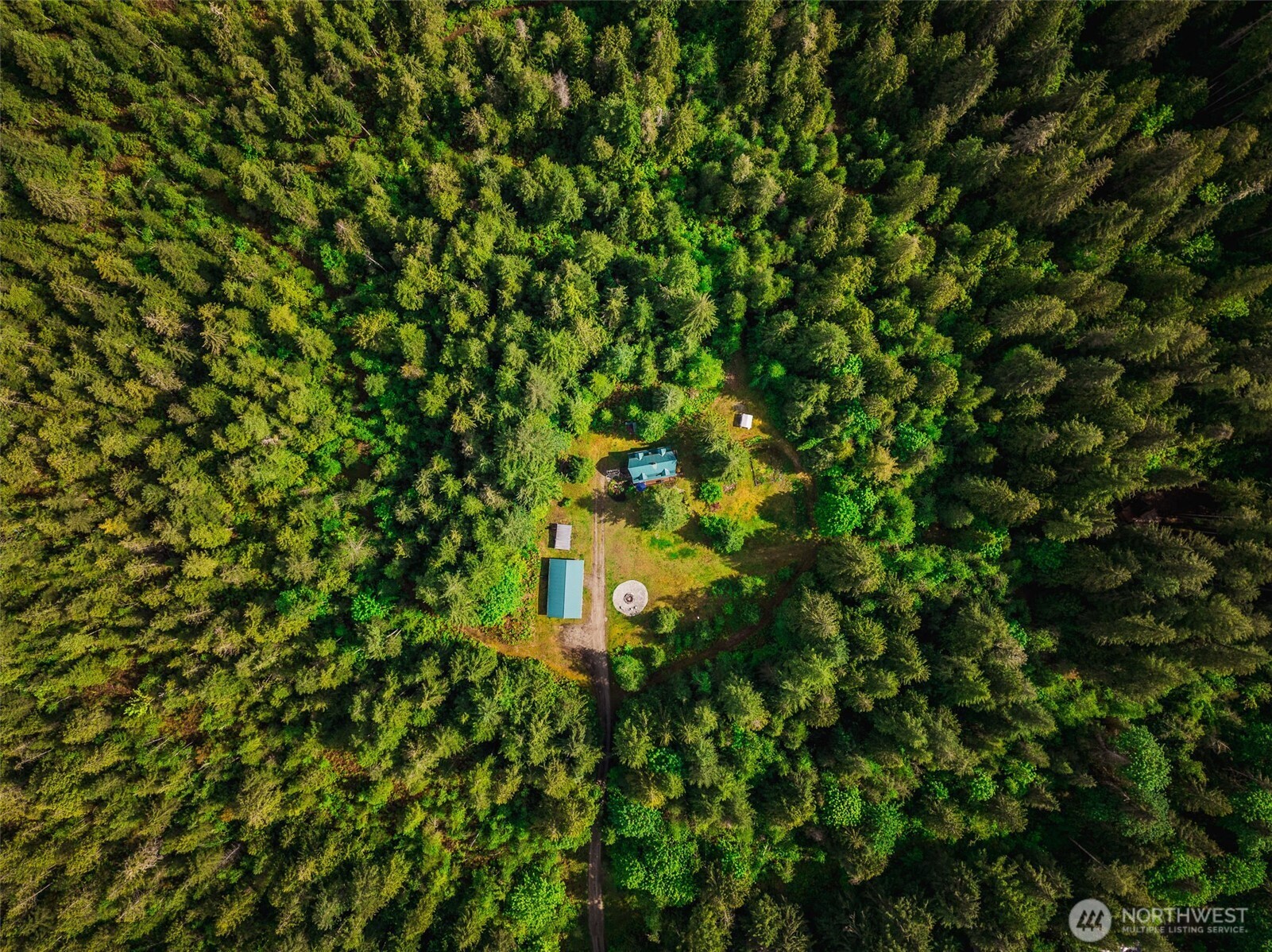 61551 Cascade River Road Marblemount, WA 98267 - Photo 3 of 40