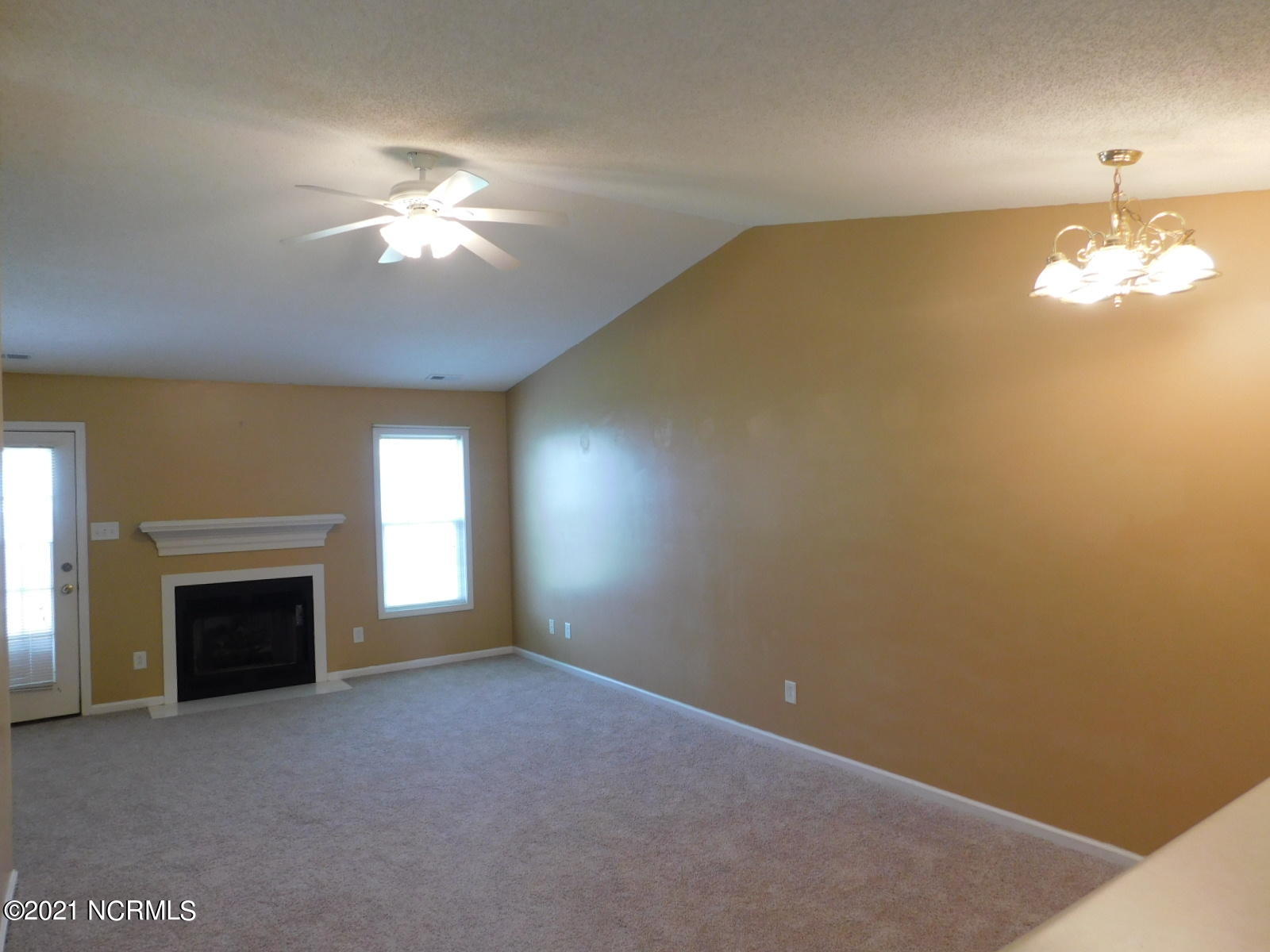 121 Jerrett Lane Havelock, NC 28532 - Photo 5 of 18 DSCN3097