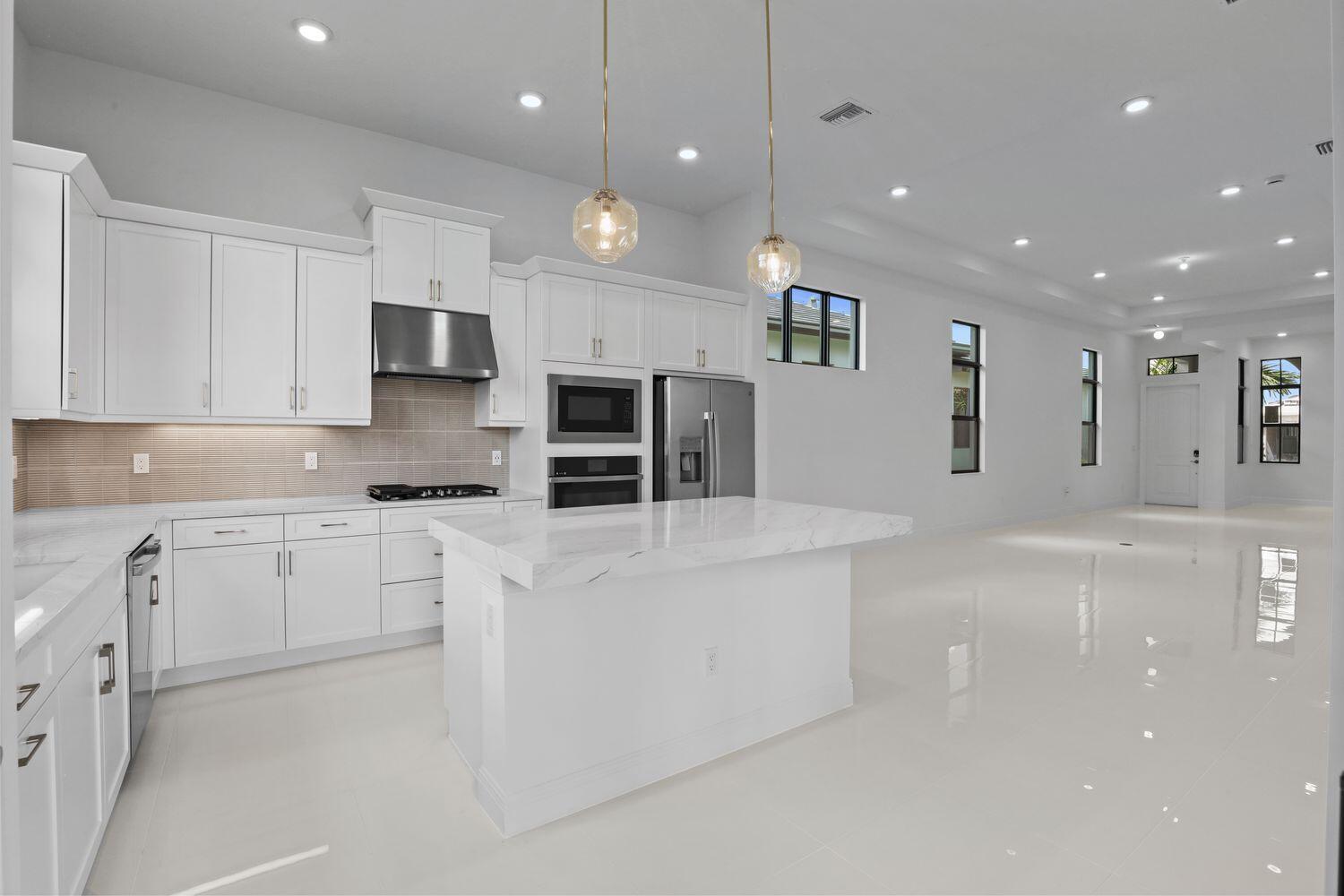 5242 Rivo Alto Circle Loxahatchee, FL 33470 - Photo 12 of 42 17_3F2A6167