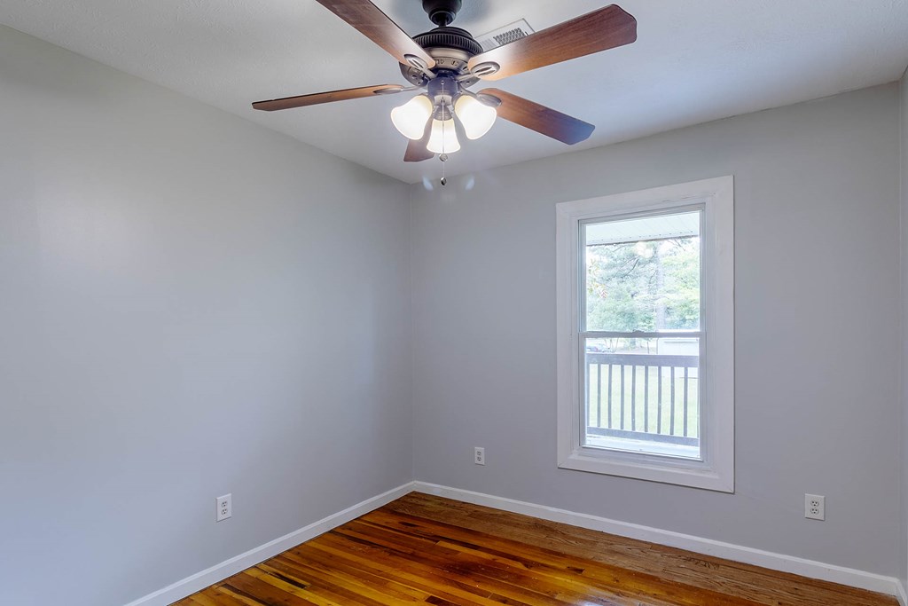 371 Walker Road Cataula, GA 31804 - Photo 15 of 27 Gallery Image 15