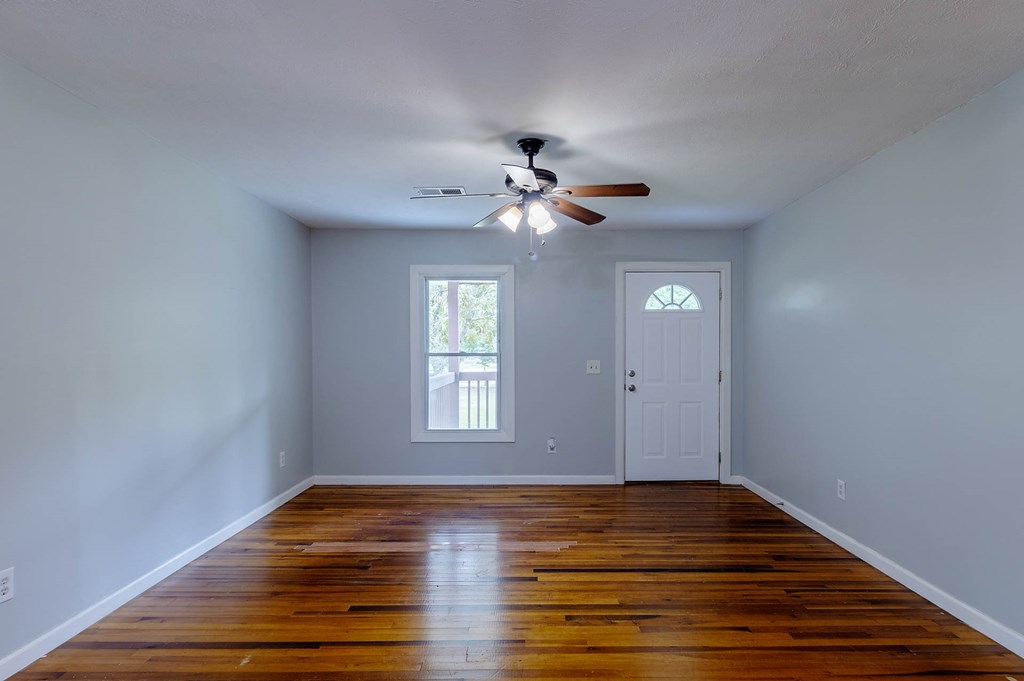371 Walker Road Cataula, GA 31804 - Photo 16 of 27 Gallery Image 16