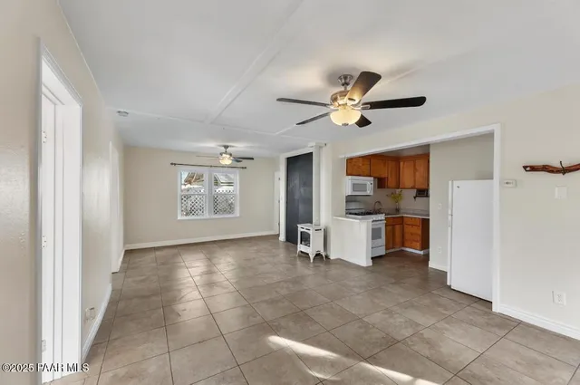 $1,700 | 140 Garden Street, Unit 1/2, Prescott, AZ 86305