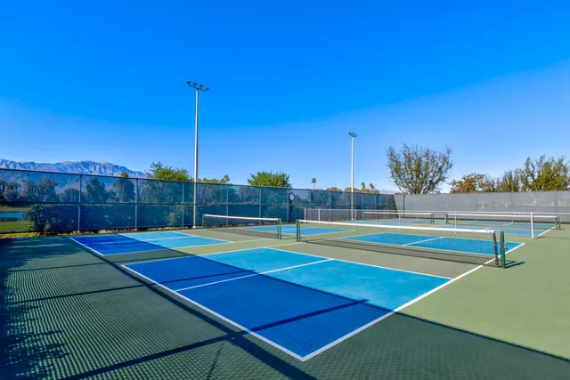 $890,000 | 899 Island Drive, Unit 402, Rancho Mirage, CA 92270