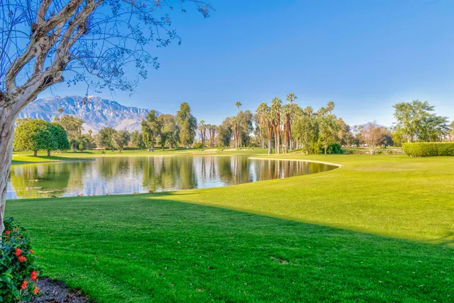 $890,000 | 899 Island Drive, Unit 402, Rancho Mirage, CA 92270