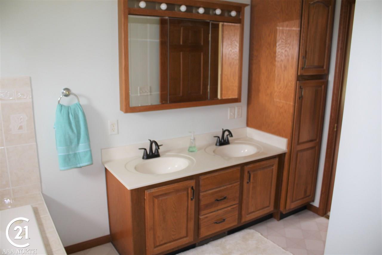 5417 Bishop Road Dryden, MI 48428 - Photo 20 of 35