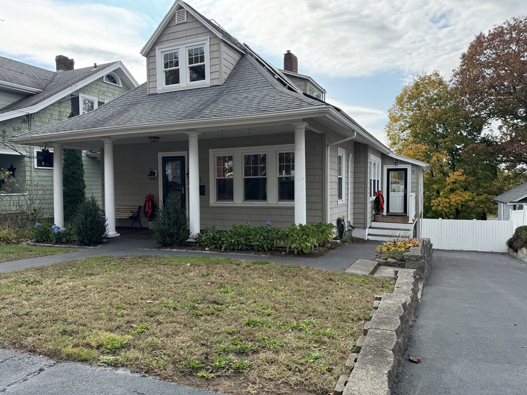 11 Overlook Road Quincy, MA 02169 - Photo 1 of 37 Gallery Image 1
