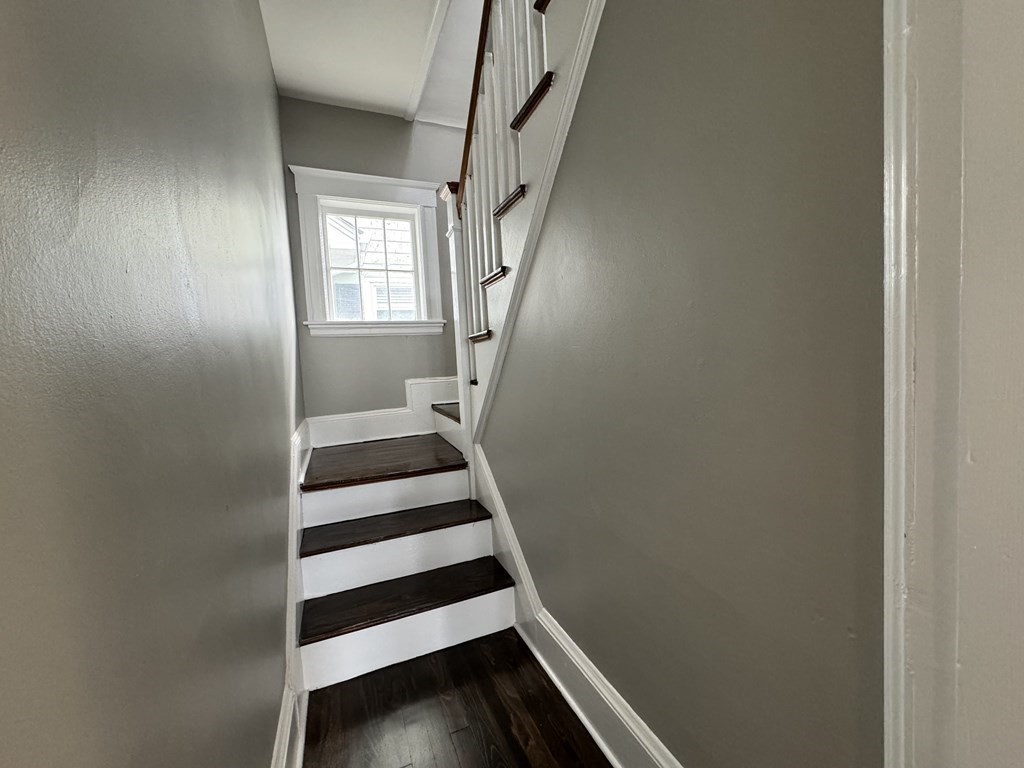 11 Overlook Road Quincy, MA 02169 - Photo 20 of 37 Gallery Image 20
