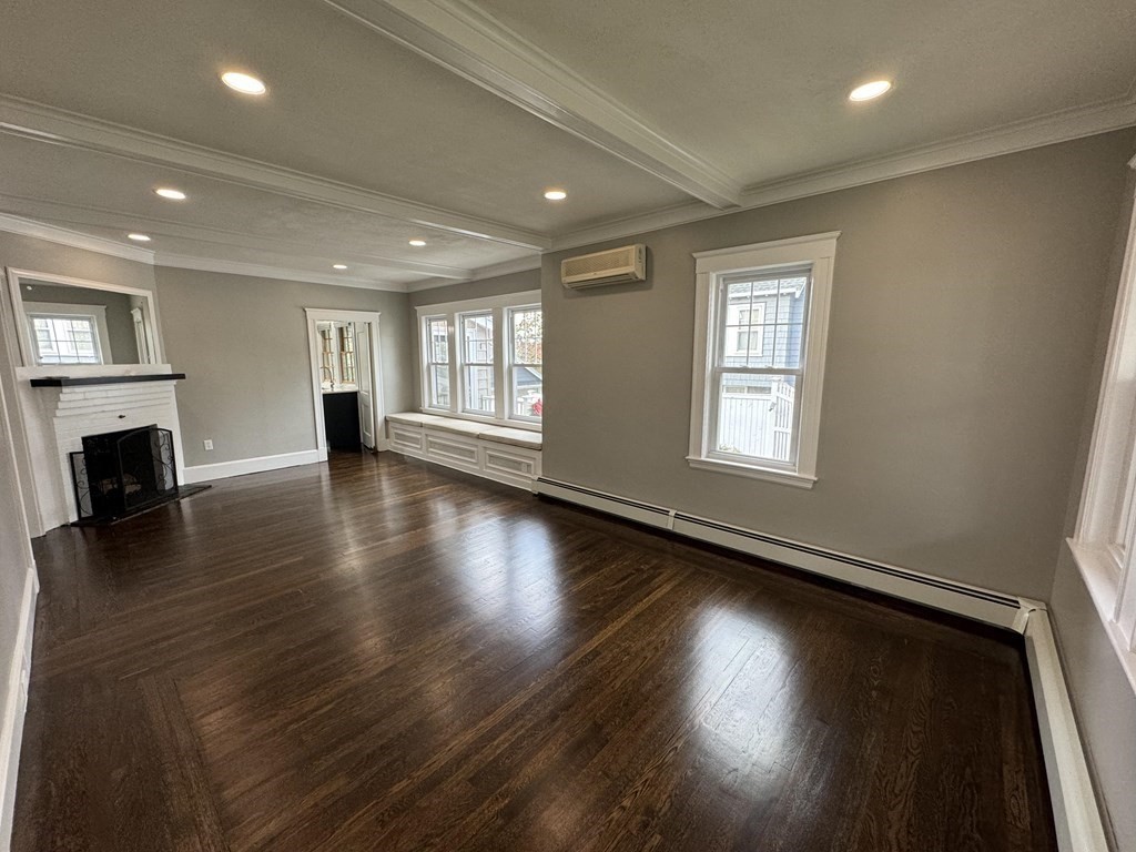 11 Overlook Road Quincy, MA 02169 - Photo 2 of 37 Gallery Image 2