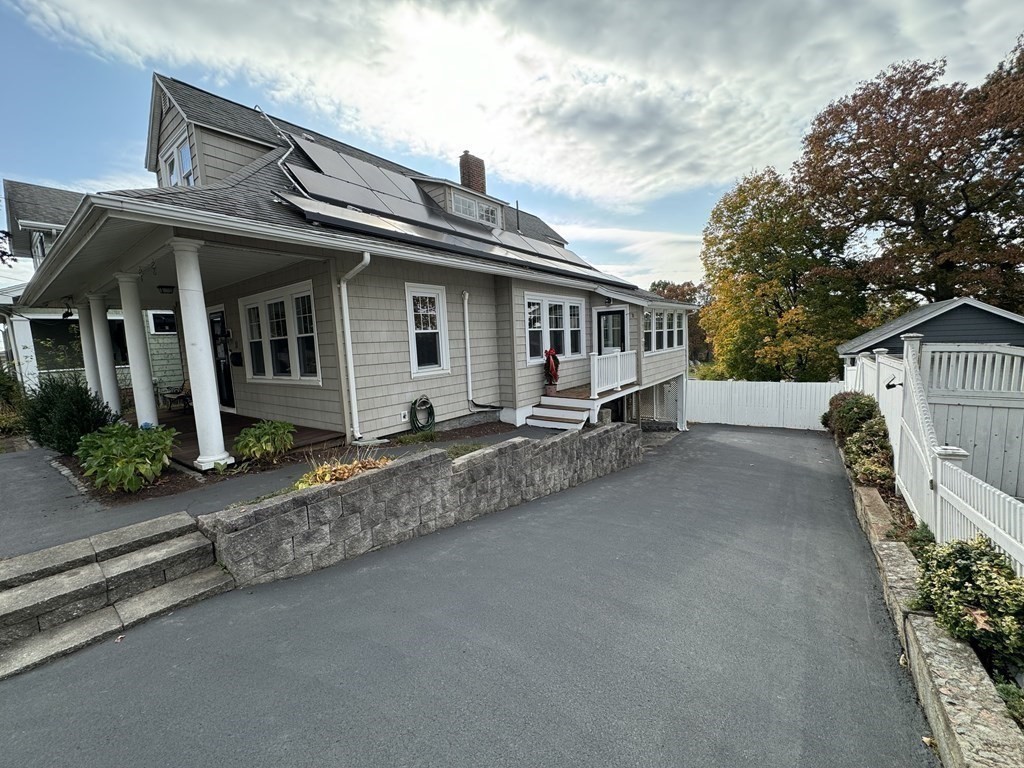 11 Overlook Road Quincy, MA 02169 - Photo 7 of 37 Gallery Image 7