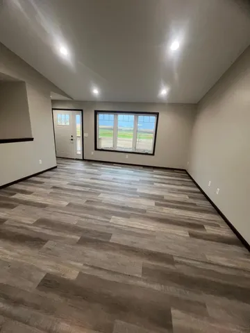 $845,000 | 10 Pelican Point Dr Lake, Garvin, MN 56132