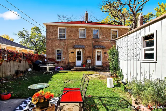 $236,700 | 1613-1615 North Avenue, Waukegan, IL 60085