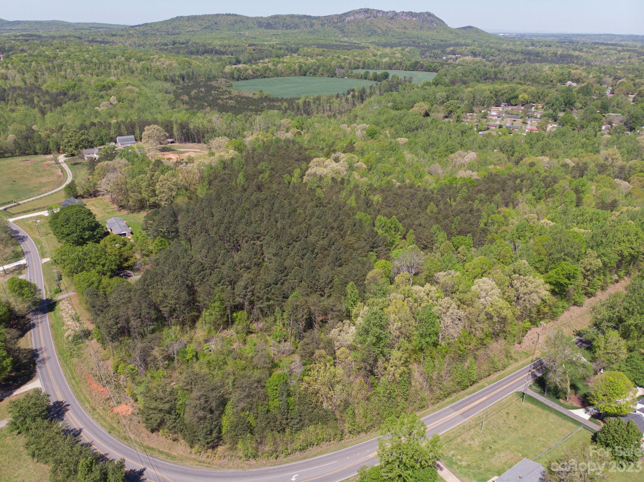 5004 Lewis Road Gastonia, NC 28052 - Photo 8 of 11 Gallery Image 8