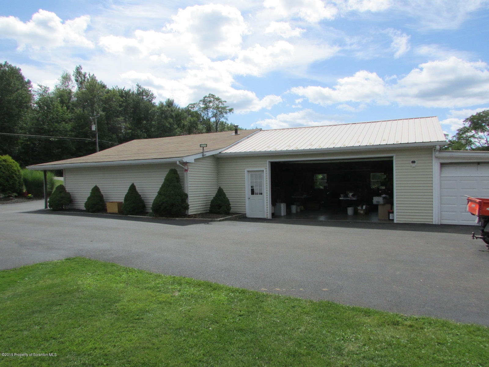 8863 Laurel Lake Road Montrose, PA 18801 - Photo 3 of 51 Gallery Image 3