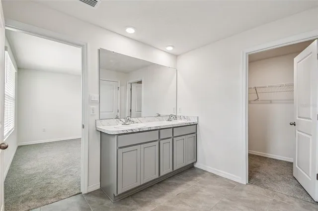 a view of a room with shelf