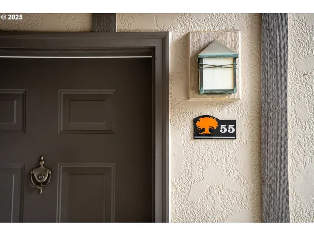 a view of a entryway of a house