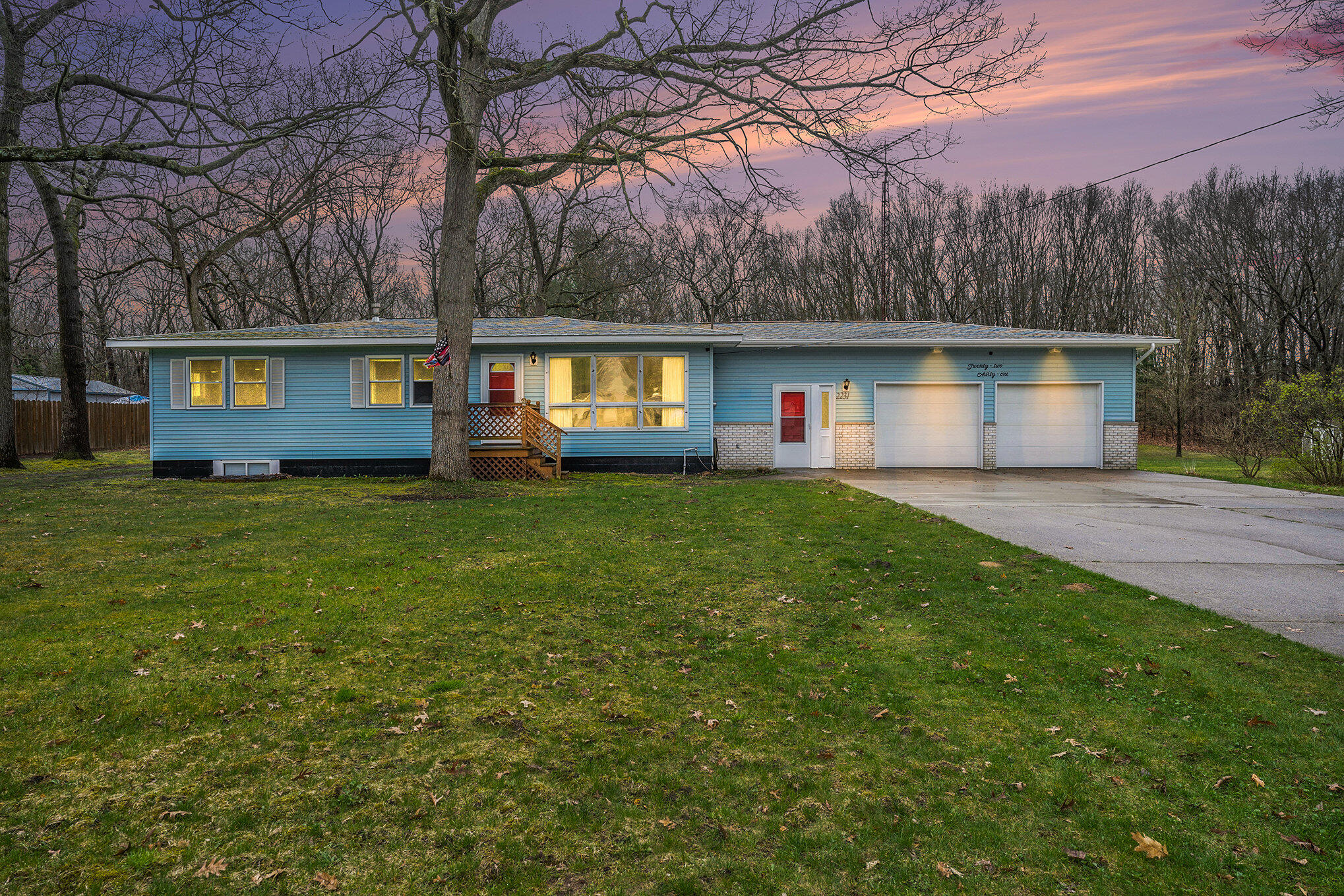 2231 MacArthur Road Muskegon, MI 49442 - Photo 1 of 36 001_dsc07667-twilight