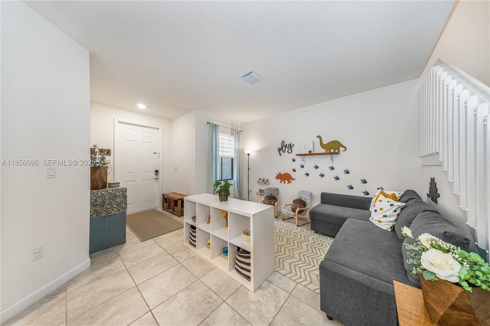 3433 West 104th Terrace Hialeah, FL 33018 - Photo 12 of 42