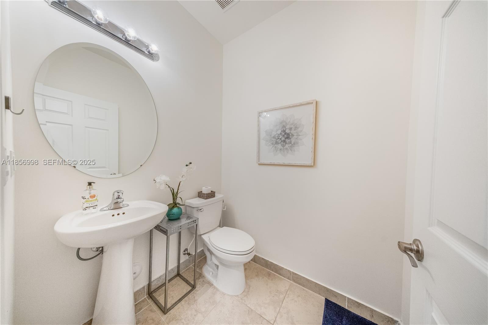 3433 West 104th Terrace Hialeah, FL 33018 - Photo 27 of 42