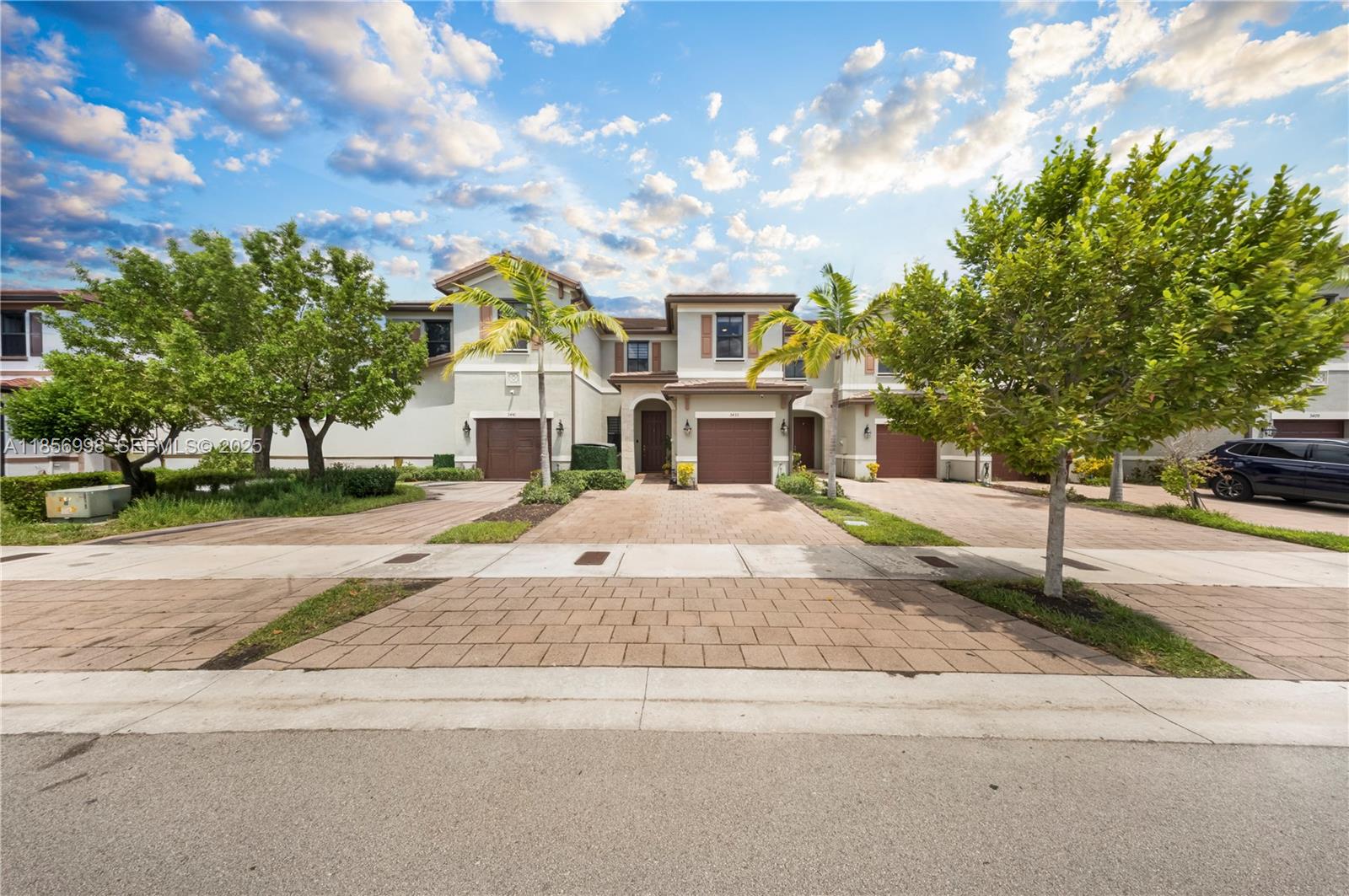 3433 West 104th Terrace Hialeah, FL 33018 - Photo 29 of 42