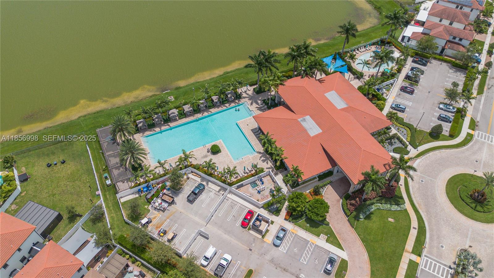 3433 West 104th Terrace Hialeah, FL 33018 - Photo 41 of 42