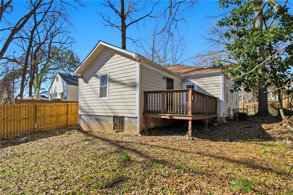 926 Lawton Street Southwest Atlanta, GA 30310 - Photo 25 of 27