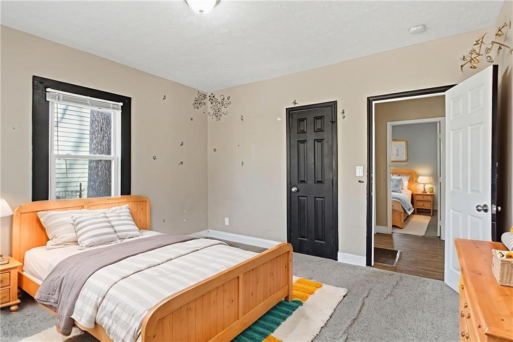 926 Lawton Street Southwest Atlanta, GA 30310 - Photo 7 of 27
