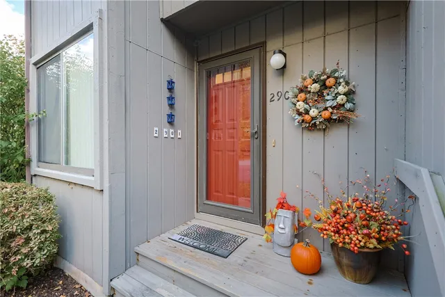 $395,000 | 5 Wake Robin Road, Unit 2901, Lincoln, RI 02865