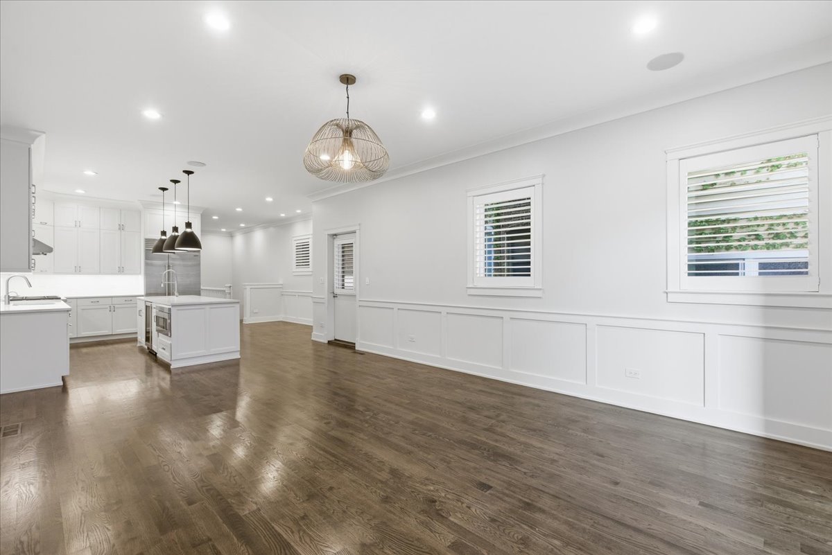 850 West Lill Avenue, Unit 1 Chicago, IL 60614 - Photo 9 of 23