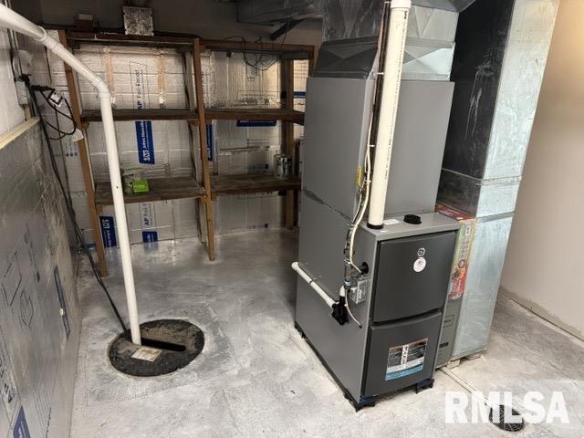 345 North 11th Avenue Canton, IL 61520 - Photo 12 of 19